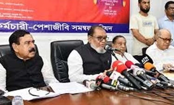 ছাত্রশিবির এবং বহিরাগতরা ঢাবির হলে তাণ্ডব চালিয়েছে