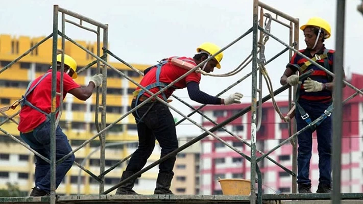 প্রবাসী কর্মী নিয়োগের নিয়ম কঠোর করেছে ওমান