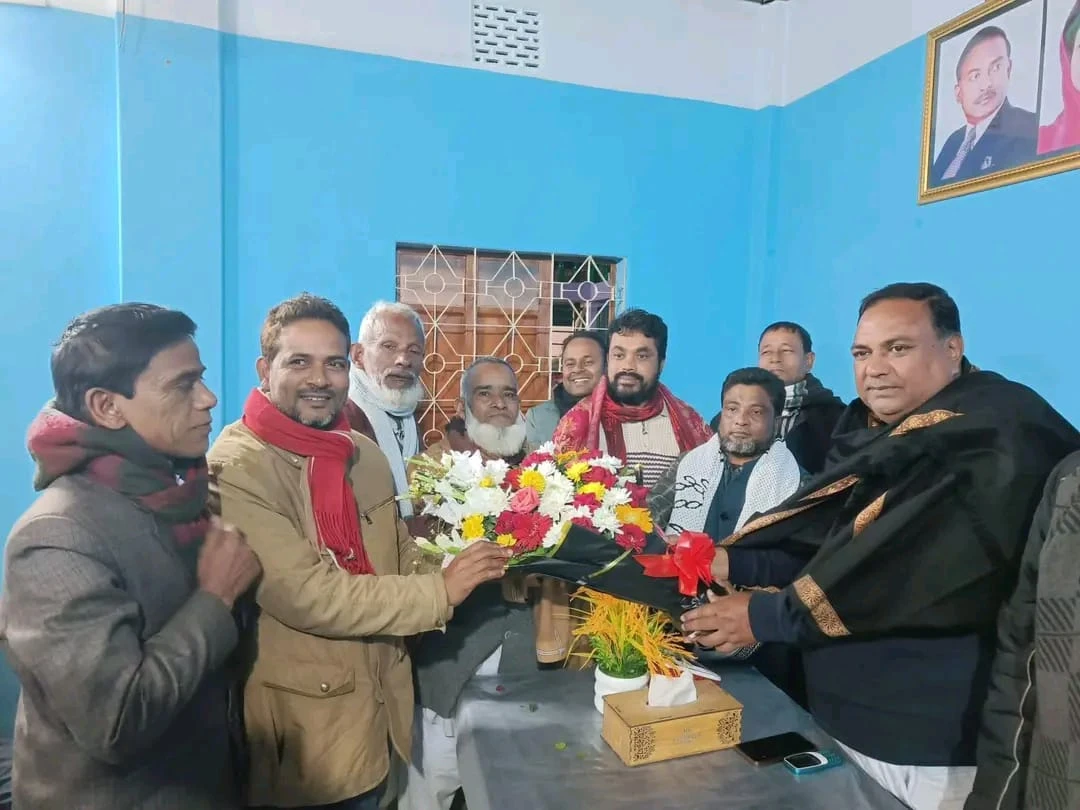 আওয়ামী লীগ ঘনিষ্ঠদের বরণে বিতর্কে বিএনপি প্রার্থী বাবুল