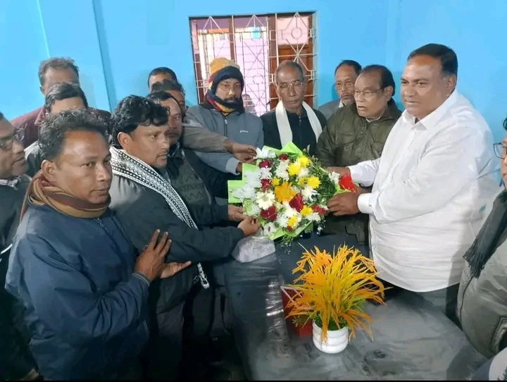 বিএনপিতে যোগদান নিয়ে তীব্র বিতর্ক: মদাতী ইউনিয়নে আওয়ামী লীগ–সংশ্লিষ্ট ব্যক্তিকে ঘিরে ক্ষোভ